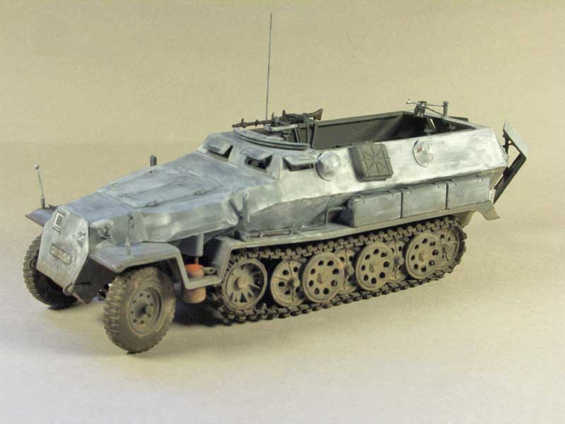 Build report - Sd.Kfz.251/1 Ausf.C with sMG